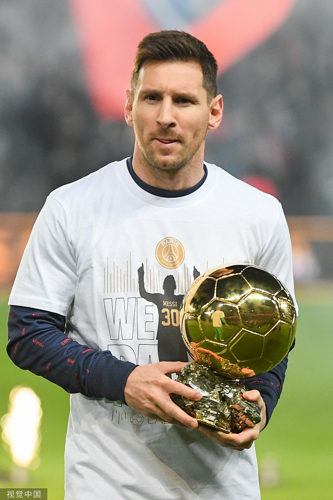 独造两球！官方：霍伊伦当选那不勒斯2-0米兰最佳球员（一人造两球！官方评选霍伊伦为那不勒斯2-0米兰之战全场最佳）