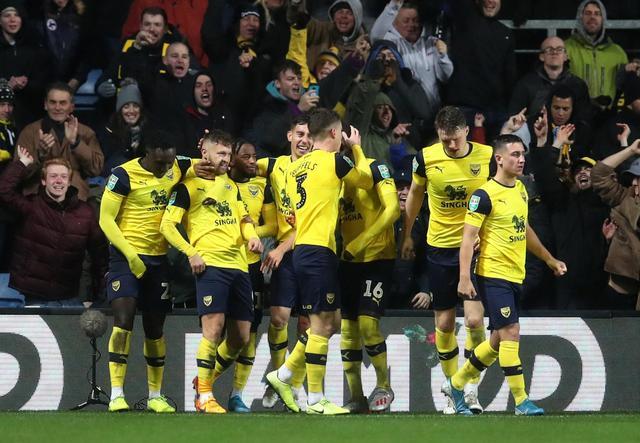 太阳报：埃托奥要求拒招阿布巴卡尔，因其将打破自己队史纪录（太阳报：担心队史纪录被打破，埃托奥被指要求不征召阿布巴卡尔）