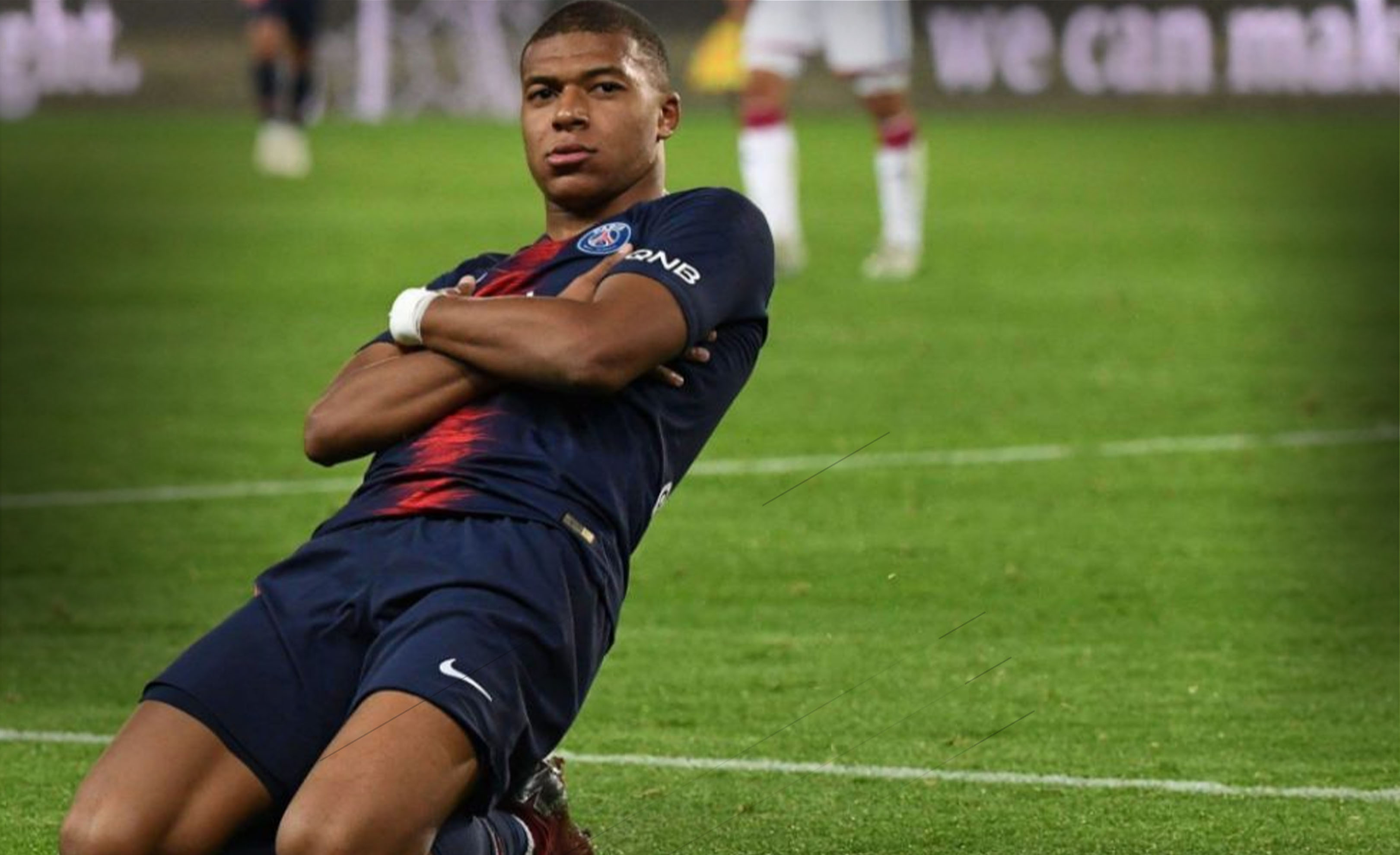 罗体：齐尔克泽愿意加盟罗马，但罗马先租后买报价被曼联拒绝（罗马体育报：齐尔克泽愿投罗马，曼联驳回罗马先租后买提议）