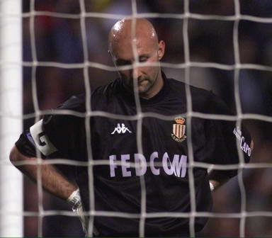 意甲战报：伊尔迪兹双响，孔塞桑屡失良机，尤文2-1卡利亚里（尤文2-1力克卡利亚里：伊尔迪兹梅开二度，孔塞桑屡失良机）