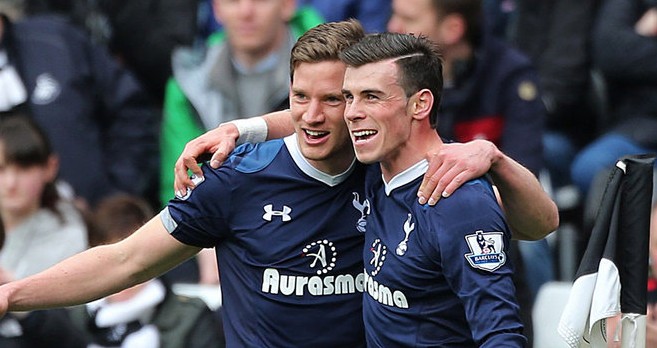 成都金牛公安：蓉城vs河南期间，两名观众做出侮辱性动作被行拘