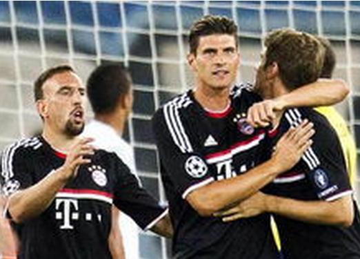 曼联发布赛前预热海报：芒特帅气出镜（曼联官宣赛前海报：芒特帅气亮相）