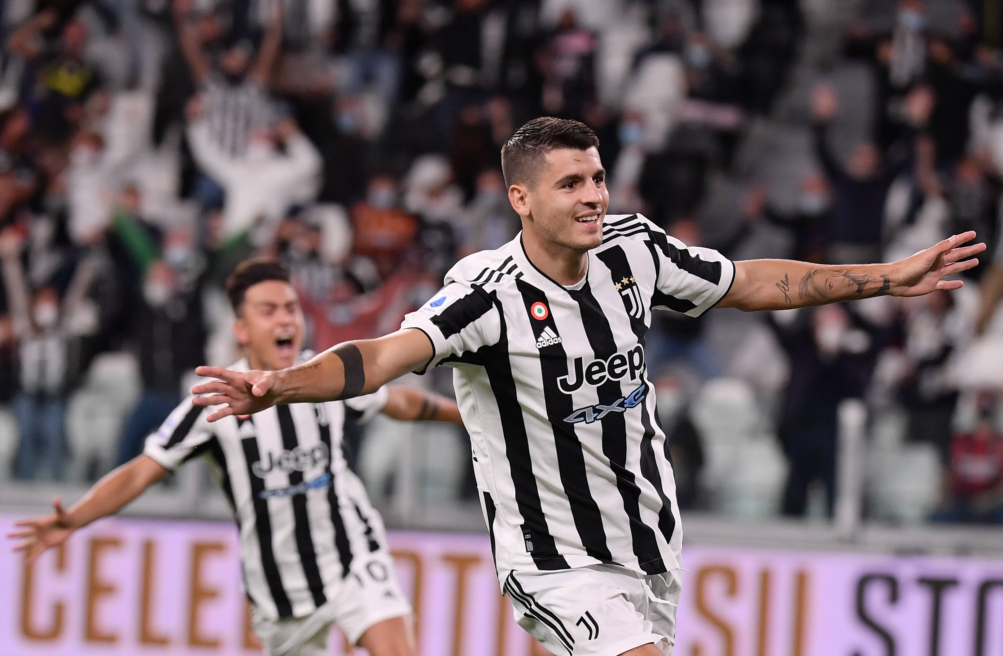 记者：孔蒂和那不勒斯的关系依然紧张，后者已经接触莫塔（记者称孔蒂与那不勒斯关系仍紧张，球队已接洽莫塔）