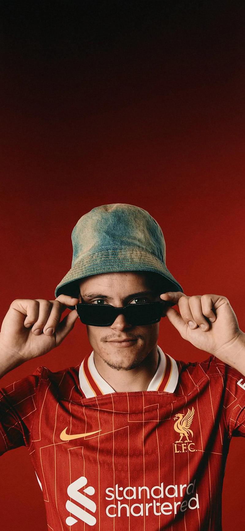 官方：阿拉维斯球迷可前往诺坎普现场观看客战巴萨的比赛（官方：阿拉维斯球迷获准赴诺坎普现场观战客场对阵巴萨）