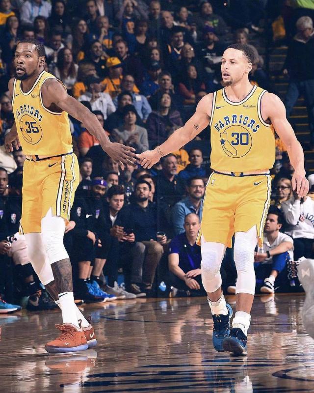 发球迷想象 发球迷想象